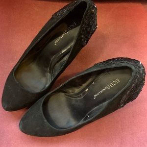 Bcbg sequence black pumps size 9.